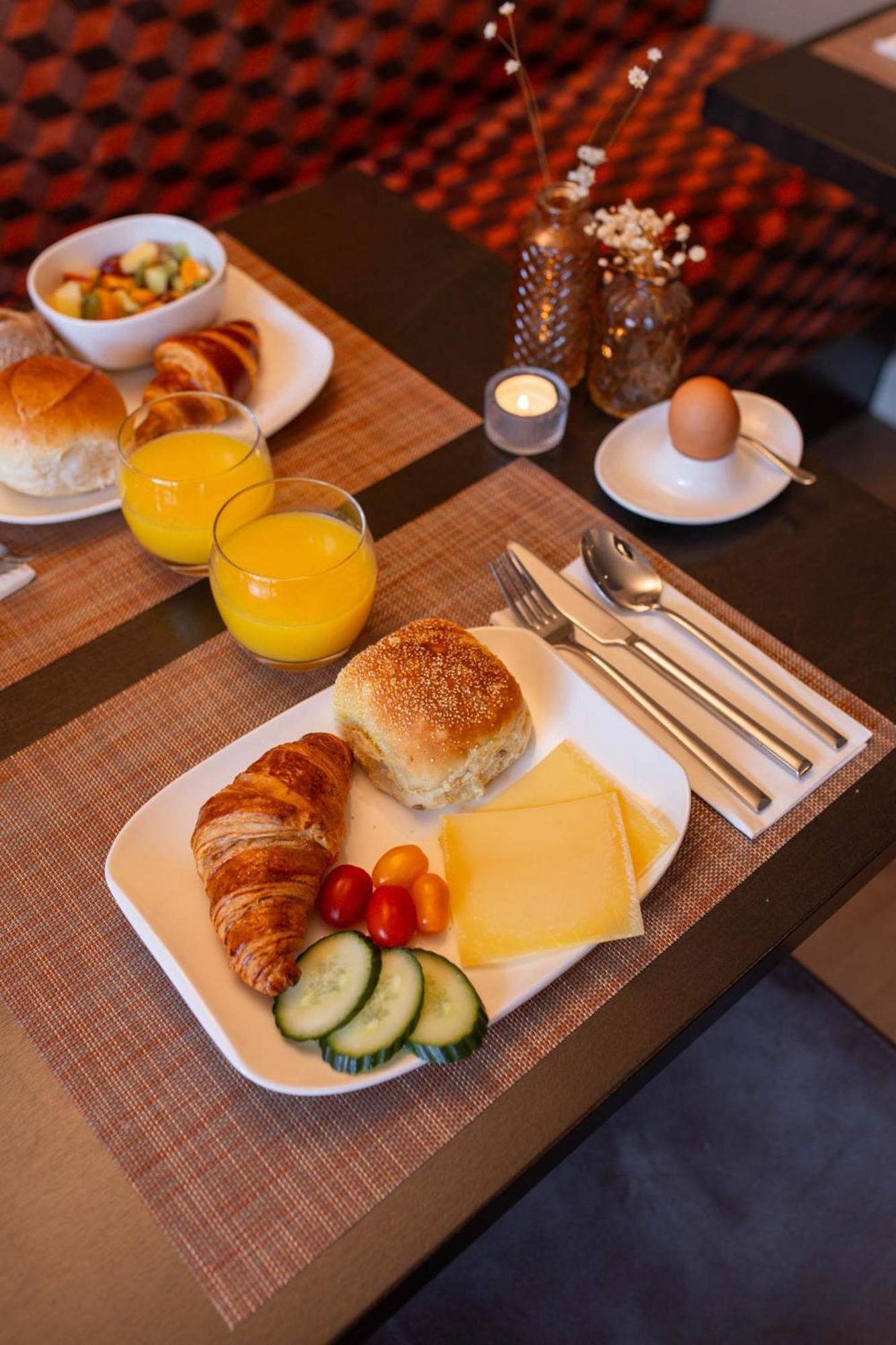 Hof Van Slenaken - Hotel & Apartments Екстериор снимка